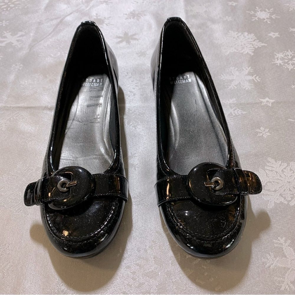 Stuart Weitzman Flats Buckle Toe Black Patent Leather Sz 9 some light toe scuff
